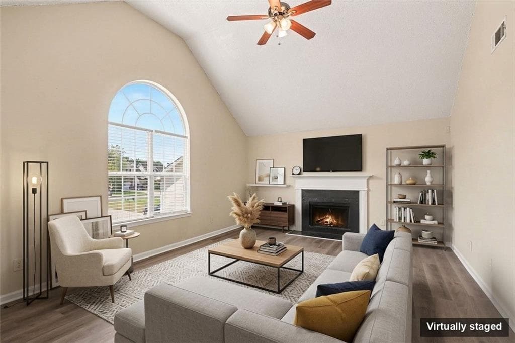 3 bedroom, 2 bathroom, 1,090 sq ft single family residence for sale at 228 Kings Cove, Locust Grove, GA 30248 — photo 3