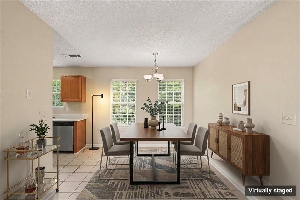 3 bedroom, 2 bathroom, 1,090 sq ft single family residence for sale at 228 Kings Cove, Locust Grove, GA 30248 — photo 5