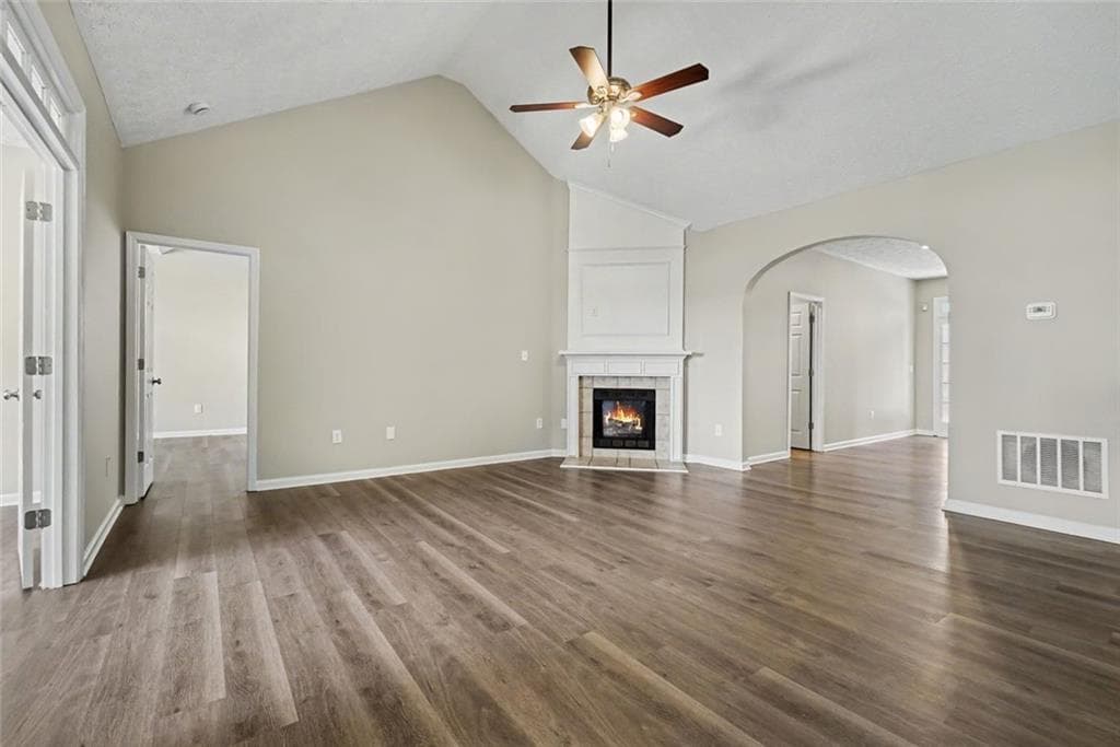 3 bedroom, 2 bathroom, 1,885 sq ft single family residence for sale at 5474 Somer Mill Road, Douglasville, GA 30134 — photo 3