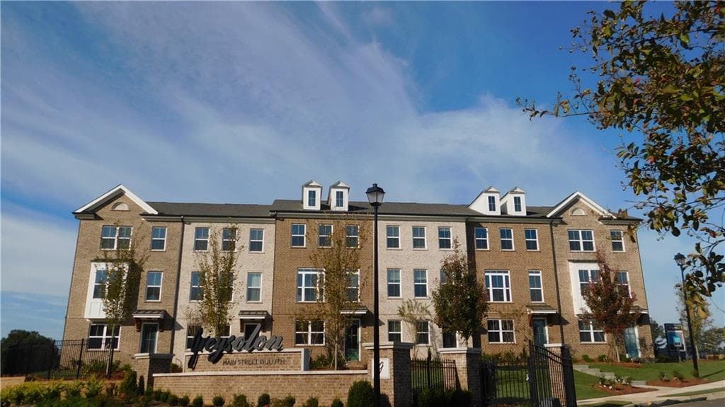 3 bedroom, 4 bathroom, 2,090 sq ft townhouse for rent at 3612 Knox Park Ovlk, Duluth, GA 30097 for $2,850 a month — photo 2