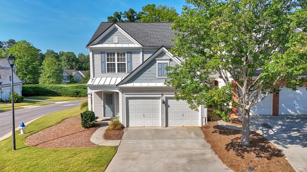 3 bedroom, 3 bathroom, 1,788 sq ft townhouse for sale at 244 Regent Square, Woodstock, GA 30188