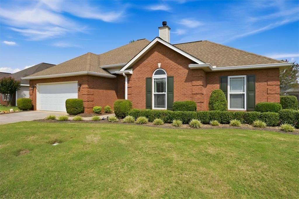 3 bedroom, 2 bathroom, 1,811 sq ft single family residence under contract at 106 Galaxy Avenue, Bonaire, GA 31005 — photo 2
