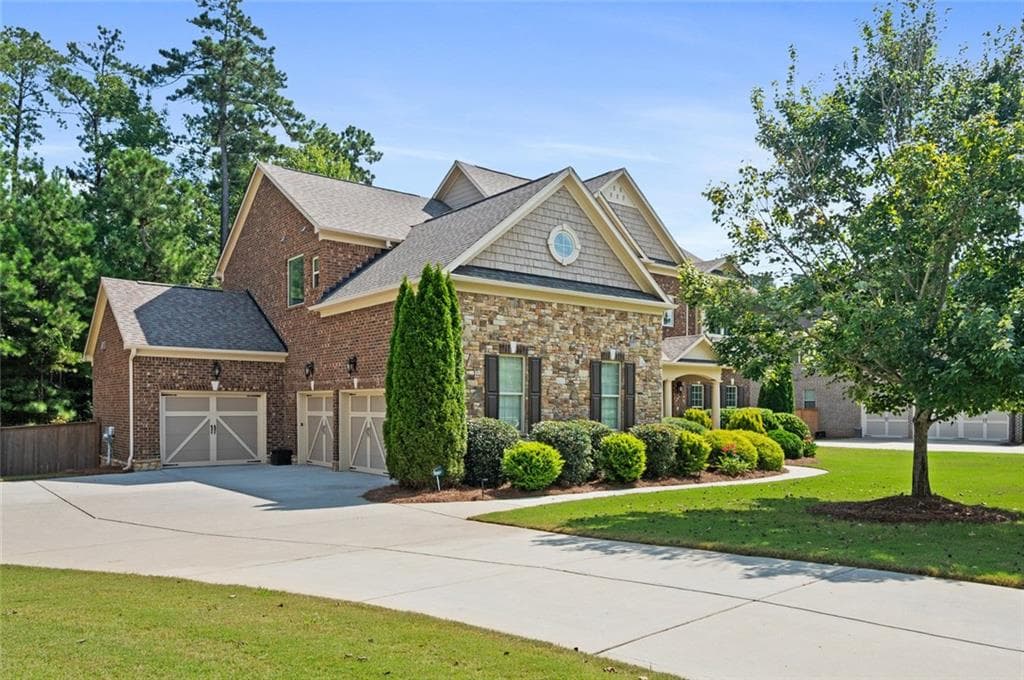 6 bedroom, 5 bathroom, 5,477 sq ft single family residence under contract at 2736 Glenkenchie Court, Acworth, GA 30101 — photo 2