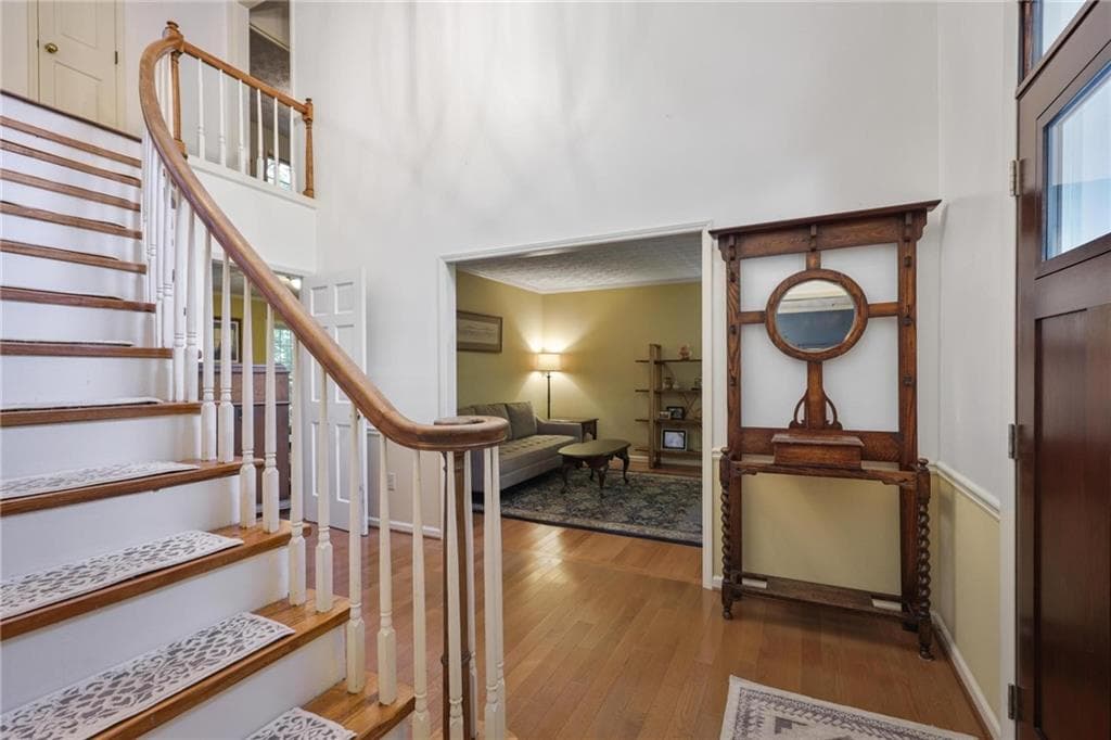 4 bedroom, 3 bathroom, 3,401 sq ft single family residence for sale at 4054 Whetstone Court, Marietta, GA 30062 — photo 5