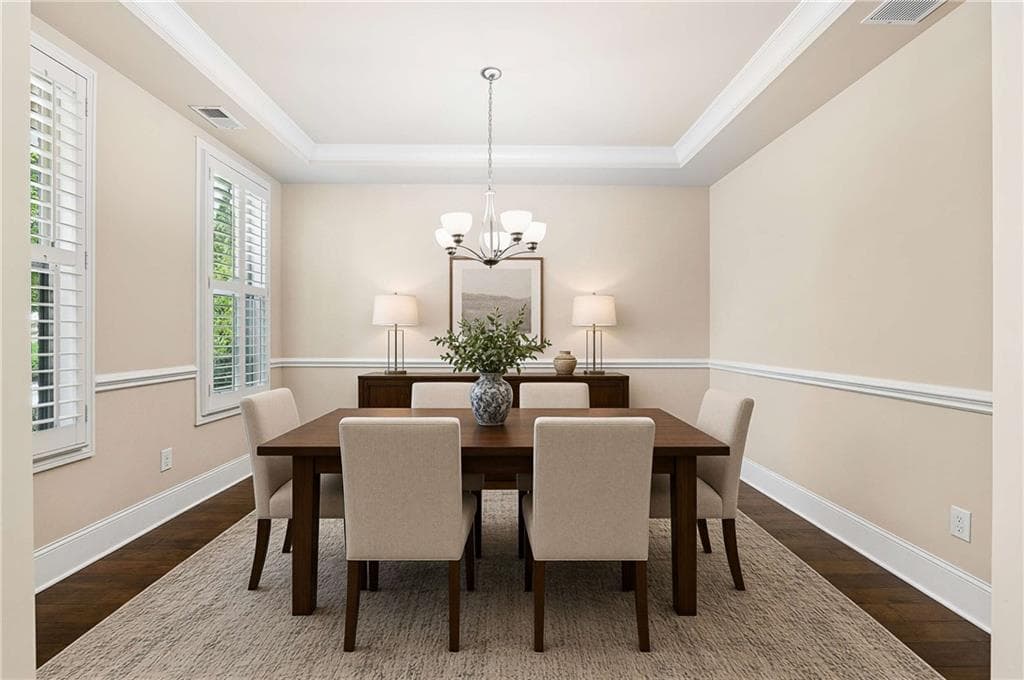 4 bedroom, 4 bathroom, 3,828 sq ft single family residence under contract at 7695 Highland Bluff, Sandy Springs, GA 30328 — photo 2