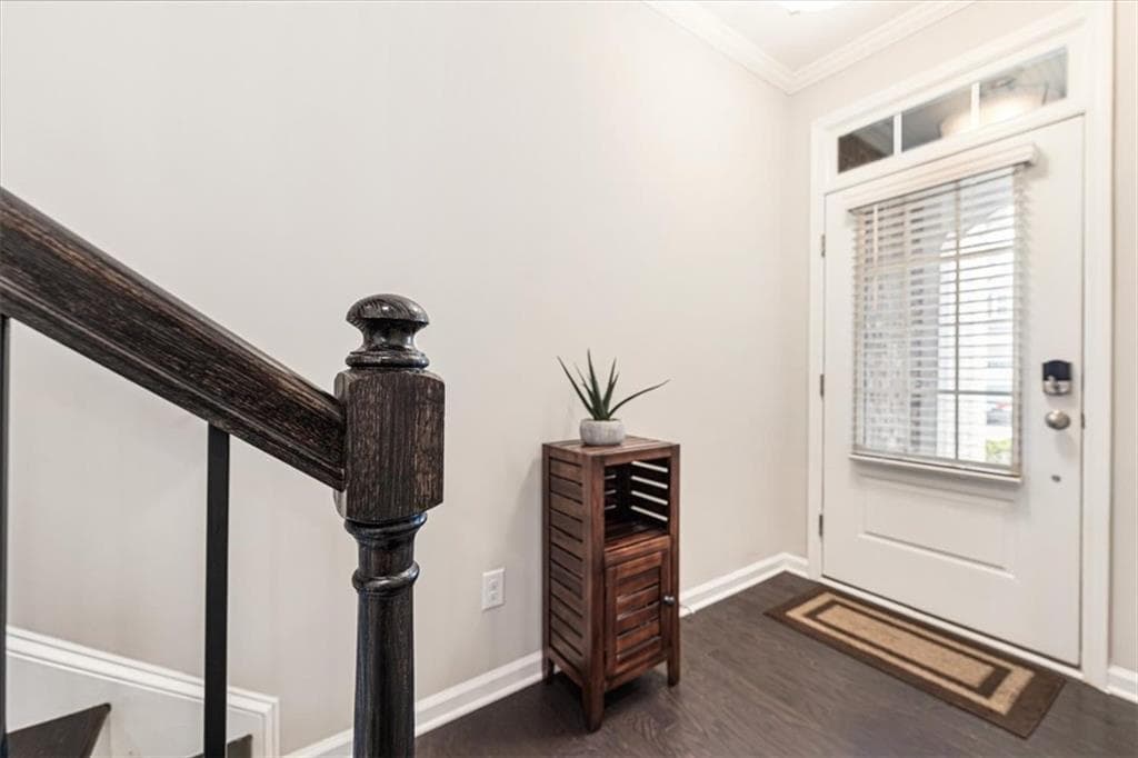 3 bedroom, 3 bathroom, 2,065 sq ft townhouse for sale at 650 Mason Grove Parkway, Lawrenceville, GA 30043 — photo 4