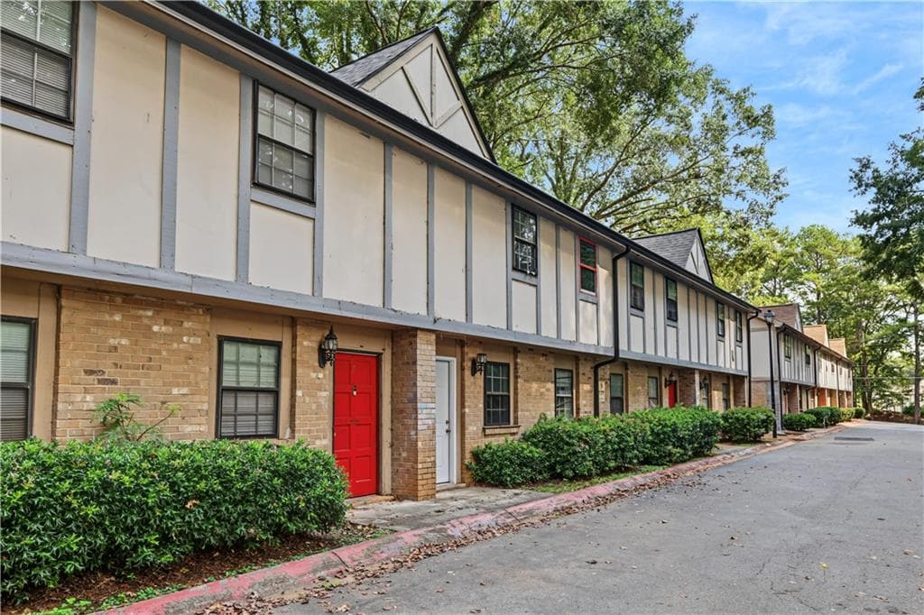 3 bedroom, 3 bathroom, 1,380 sq ft condominium for sale at 1150 Rankin Street 7F, Stone Mountain, GA 30083 — photo 3