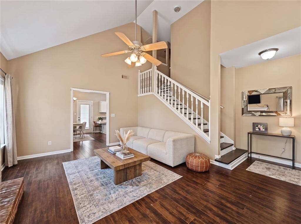 4 bedroom, 3 bathroom, 1,745 sq ft single family residence for sale at 10845 Willow Meadow Circle, Alpharetta, GA 30022 — photo 8