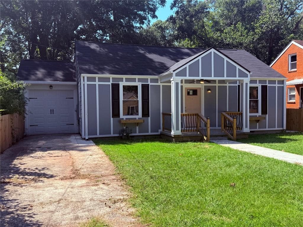 2 bedroom, 2 bathroom, 954 sq ft single family residence under contract at 2447 Crestview Avenue, Decatur, GA 30032