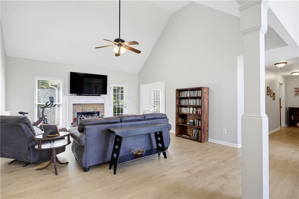 3 bedroom, 2 bathroom, 1,673 sq ft single family residence for sale at 462 Whitby Drive, Douglasville, GA 30134 — photo 9