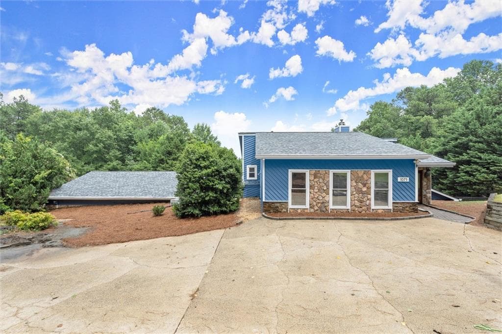 4 bedroom, 4 bathroom, 3,928 sq ft single family residence for sale at 1071 Powell Wright Road, Marietta, GA 30066