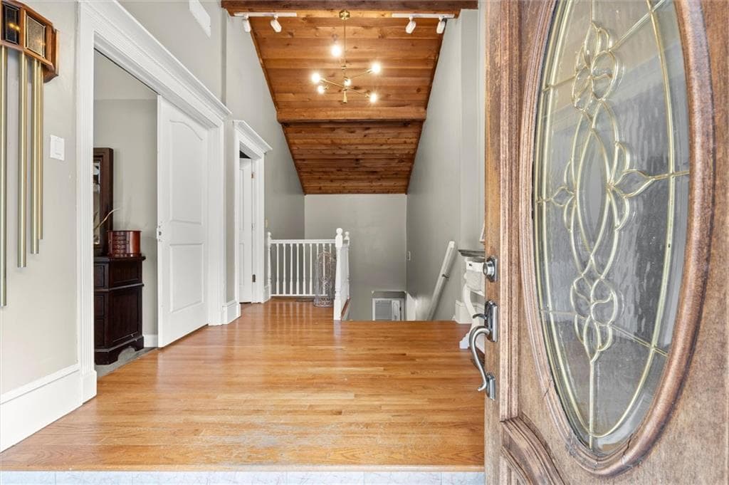 4 bedroom, 4 bathroom, 3,928 sq ft single family residence for sale at 1071 Powell Wright Road, Marietta, GA 30066 — photo 3
