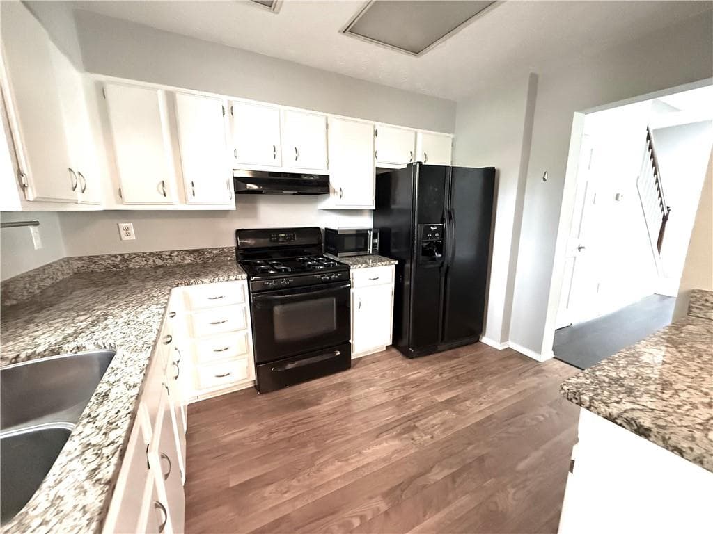 2 bedroom, 2 bathroom, 1,652 sq ft condominium for rent at 805 Wedgewood Way, Sandy Springs, GA 30350 for $2,100 a month — photo 8