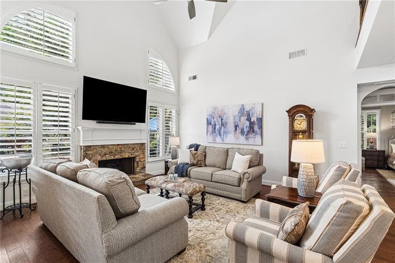 4 bedroom, 4 bathroom, 3,692 sq ft single family residence under contract at 955 Tarpley Road, Kennesaw, GA 30152 — photo 8
