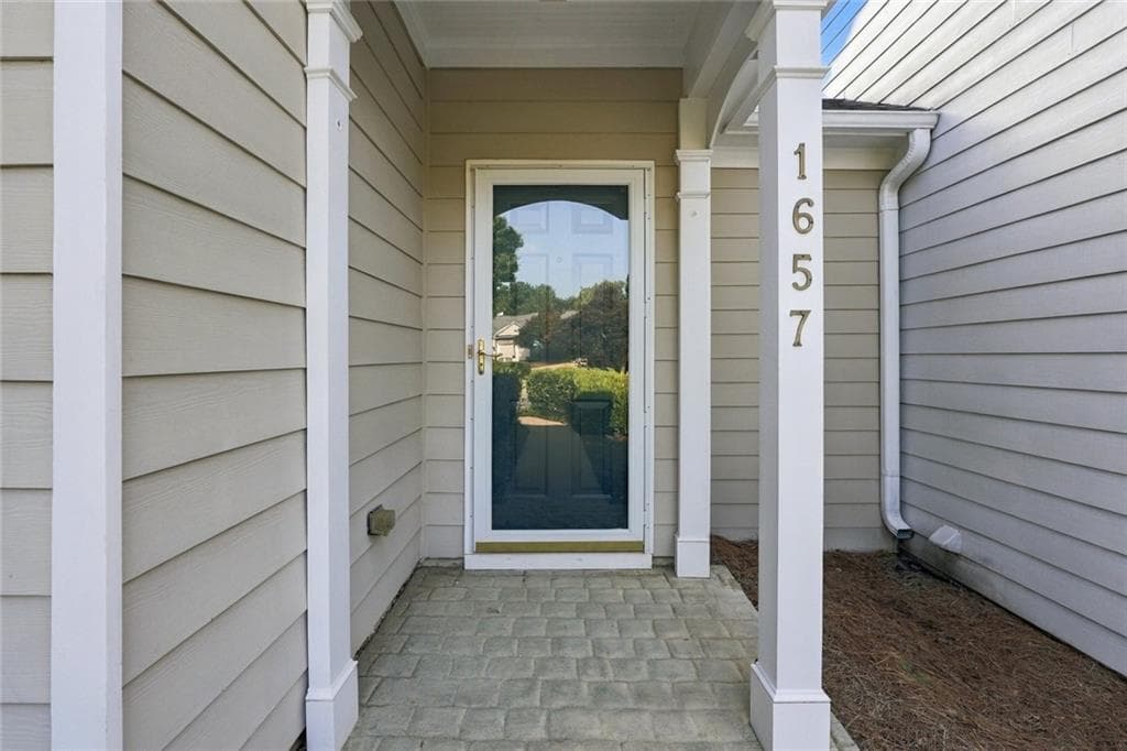 3 bedroom, 2 bathroom, 1,427 sq ft townhouse under contract at 1657 Donovans Pass, Kennesaw, GA 30152 — photo 3