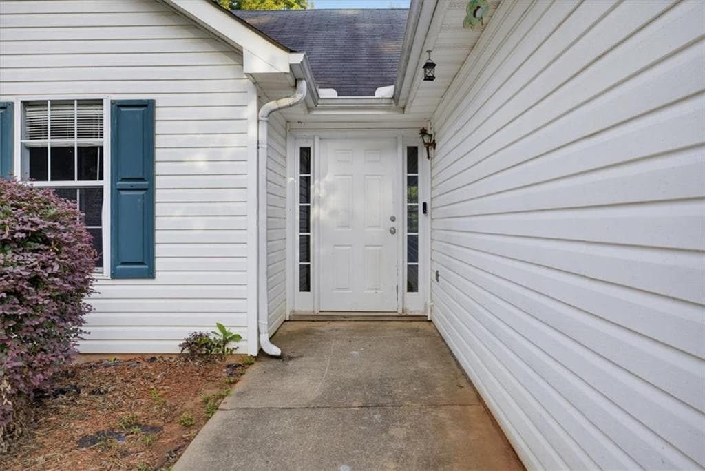 3 bedroom, 2 bathroom, 1,340 sq ft single family residence for sale at 4037 Monarch Dr, Mcdonough, GA 30253 — photo 5