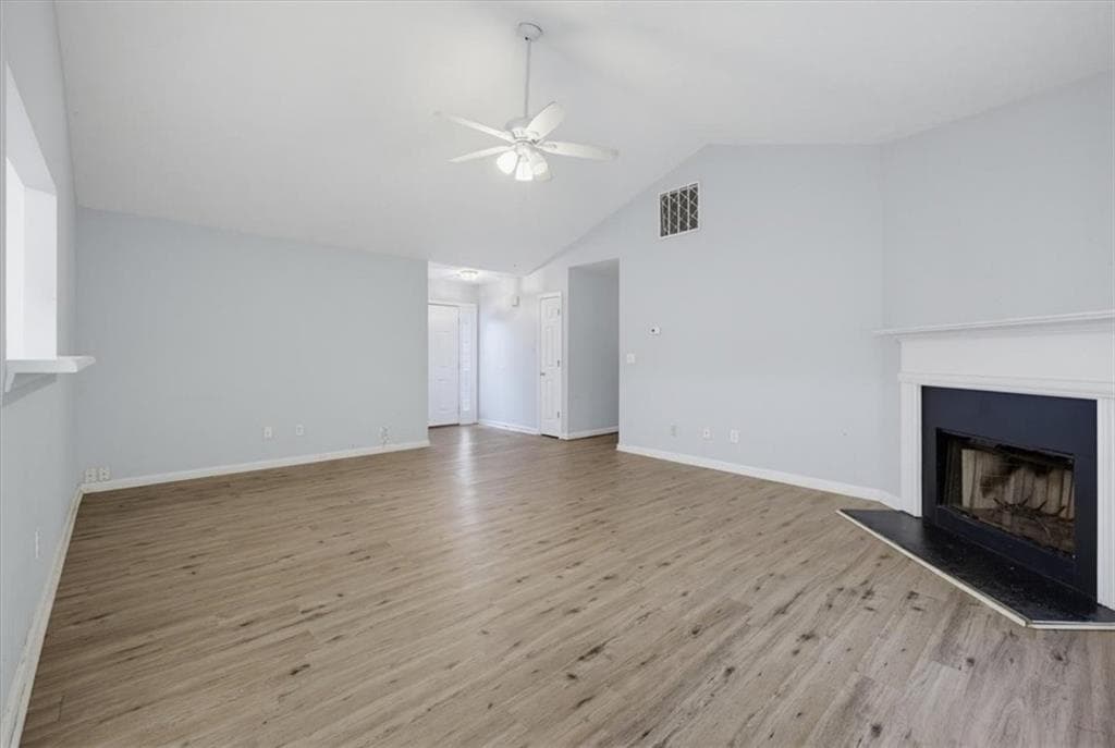 3 bedroom, 2 bathroom, 1,340 sq ft single family residence for sale at 4037 Monarch Dr, Mcdonough, GA 30253 — photo 7