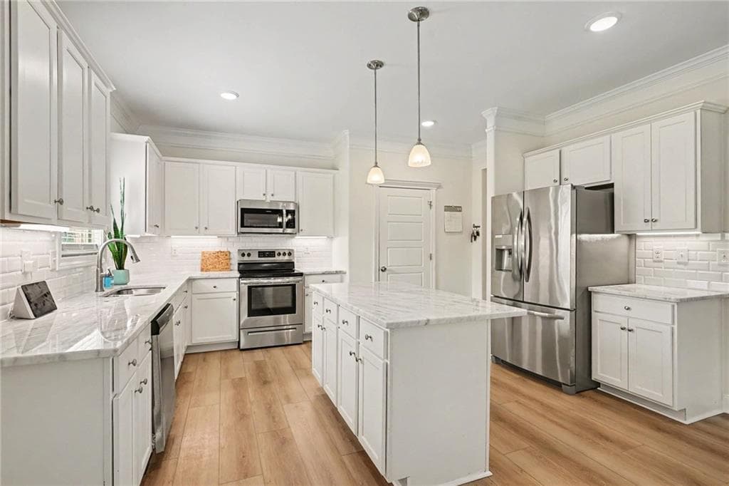 4 bedroom, 4 bathroom, 3,468 sq ft single family residence for sale at 20 Edward Way, Covington, GA 30016 — photo 4