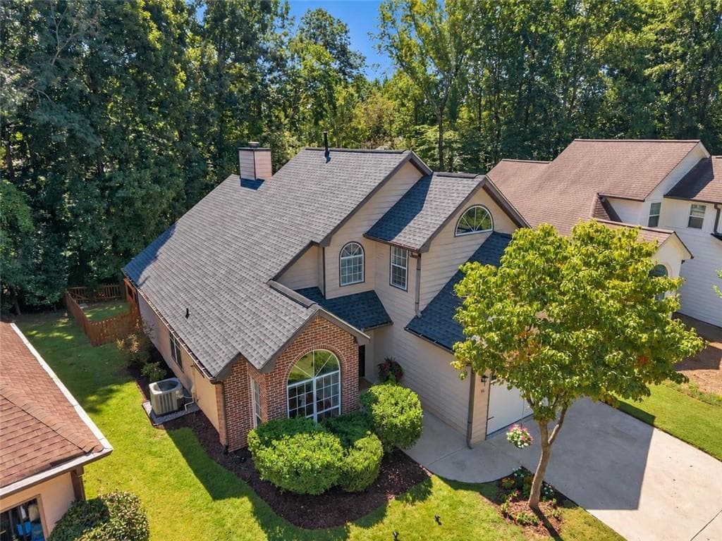 3 bedroom, 3 bathroom, 1,779 sq ft single family residence for sale at 8910 S Somerset Lane, Alpharetta, GA 30004 — photo 4