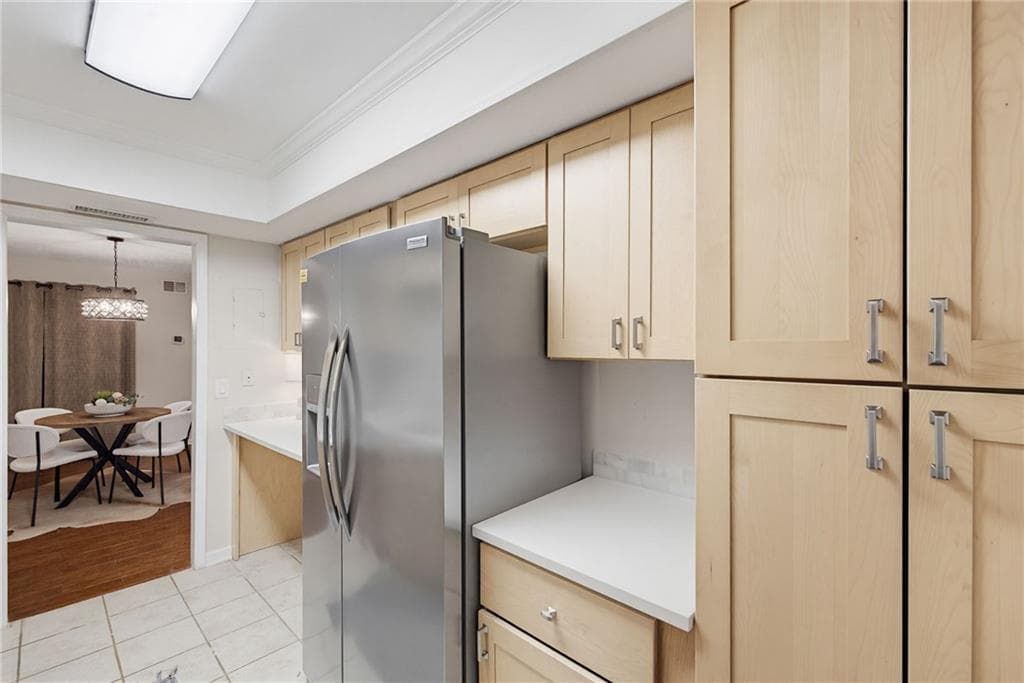 3 bedroom, 2 bathroom, 1,423 sq ft condominium for sale at 6851 Roswell Road C1, Atlanta, GA 30328 — photo 9