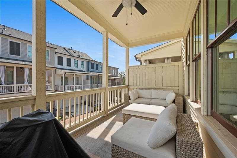 3 bedroom, 4 bathroom, 2,731 sq ft townhouse for sale at 730 Elmwood Way, Roswell, GA 30075 — photo 3