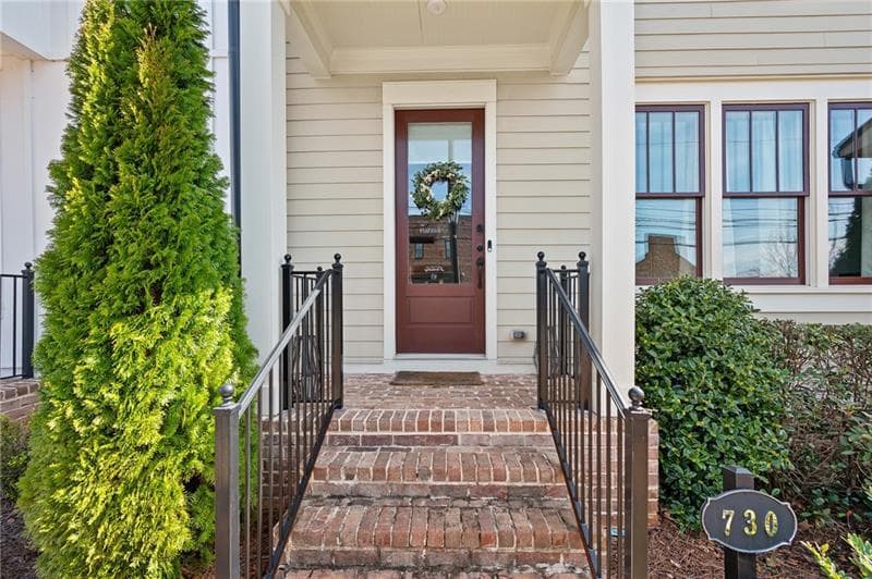 3 bedroom, 4 bathroom, 2,731 sq ft townhouse for sale at 730 Elmwood Way, Roswell, GA 30075 — photo 7