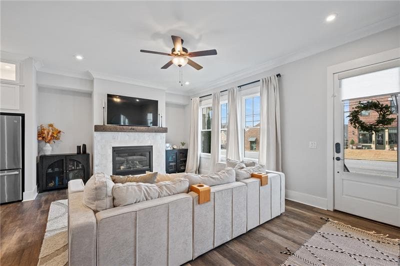 3 bedroom, 4 bathroom, 2,731 sq ft townhouse for sale at 730 Elmwood Way, Roswell, GA 30075 — photo 8