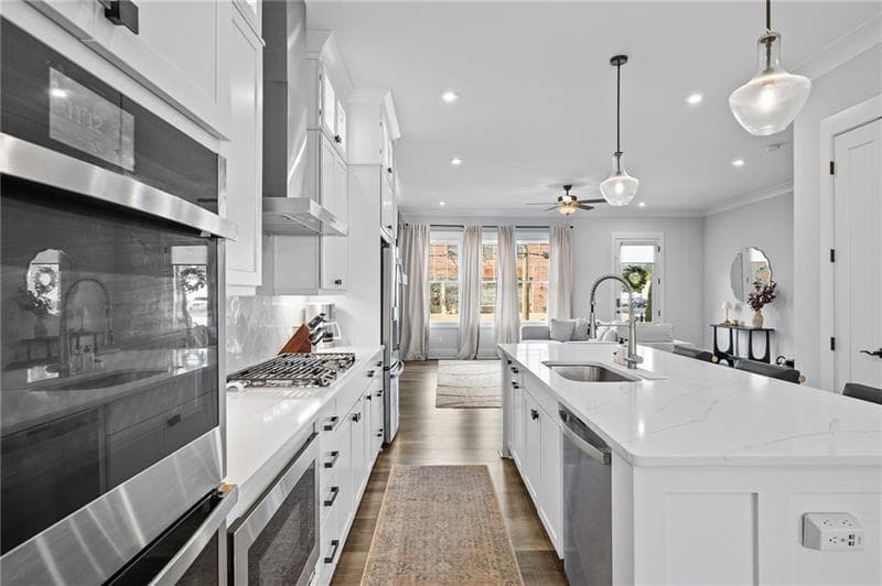 3 bedroom, 4 bathroom, 2,731 sq ft townhouse for sale at 730 Elmwood Way, Roswell, GA 30075 — photo 10