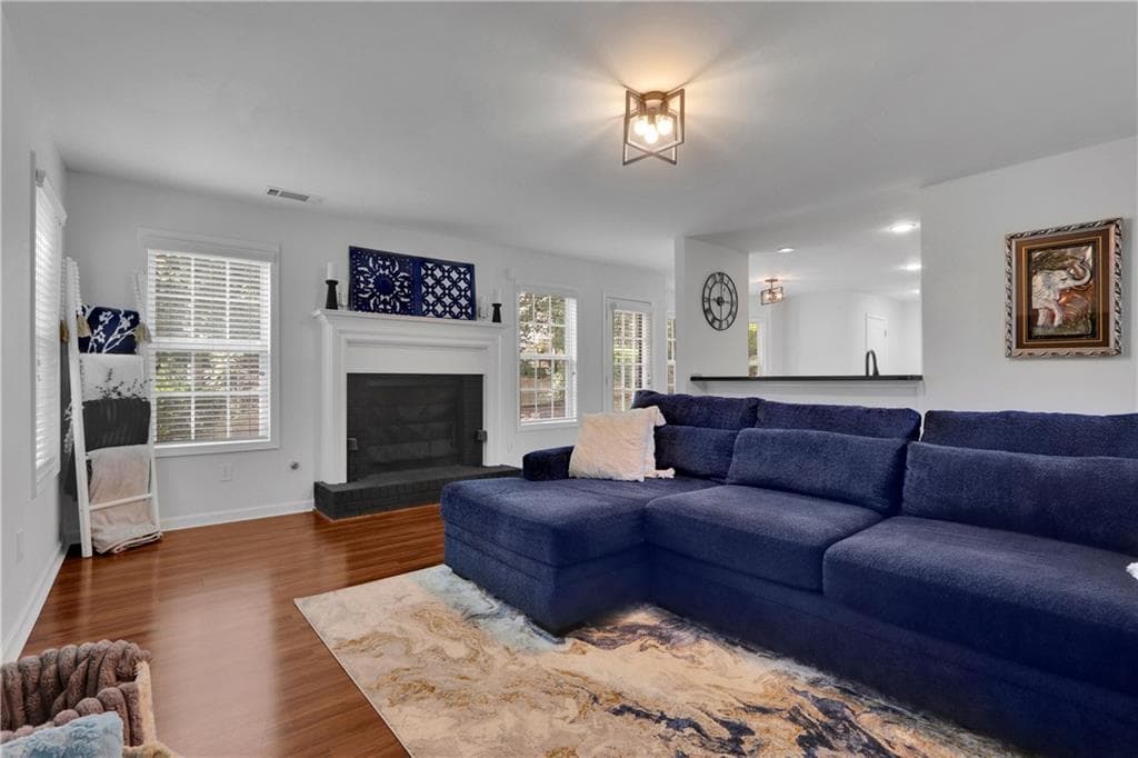 4 bedroom, 3 bathroom, 2,718 sq ft single family residence for sale at 981 Wisteria View Court Southeast Court, Dacula, GA 30019 — photo 2