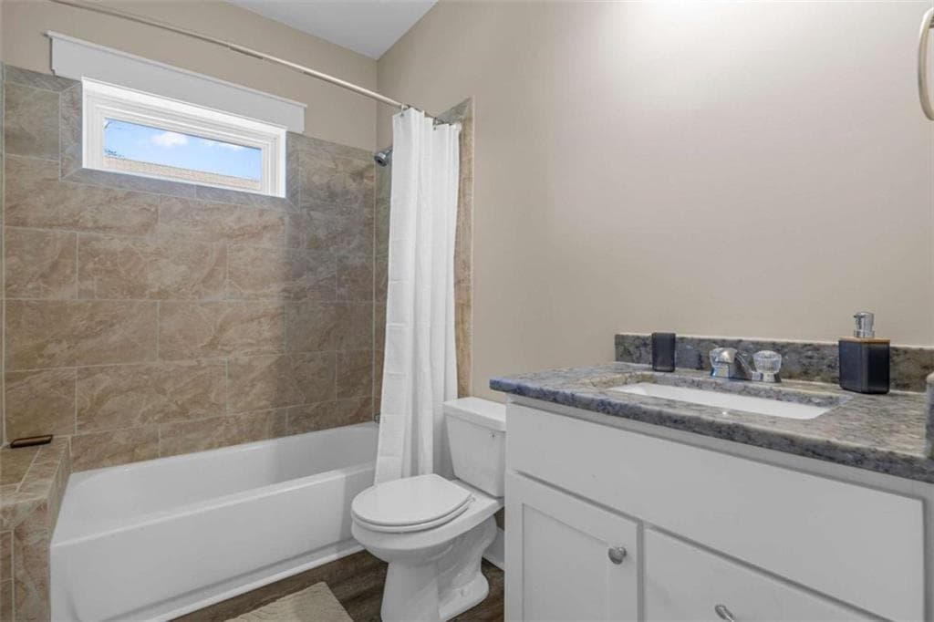2 bedroom, 1 bathroom, 1,222 sq ft single family residence for sale at 3 NE Hickory Street, Rome, GA 30161 — photo 10