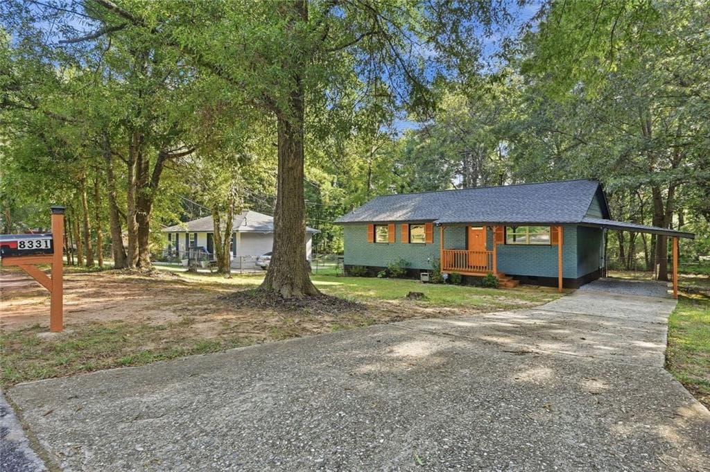3 bedroom, 2 bathroom, 1,040 sq ft single family residence for sale at 8331 Attleboro Drive, Jonesboro, GA 30238 — photo 2