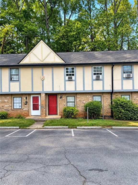 3 bedroom, 3 bathroom, 1,929 sq ft townhouse under contract at 1150 Rankin Street 4J, Stone Mountain, GA 30083