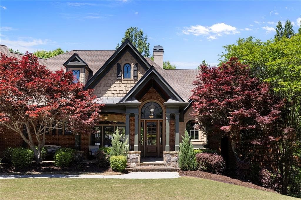 5 bedroom, 7 bathroom, 7,100 sq ft single family residence for sale at 5623 Brendlynn Drive, Suwanee, GA 30024 — photo 2