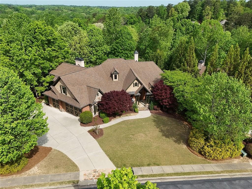 5 bedroom, 7 bathroom, 7,100 sq ft single family residence for sale at 5623 Brendlynn Drive, Suwanee, GA 30024 — photo 4