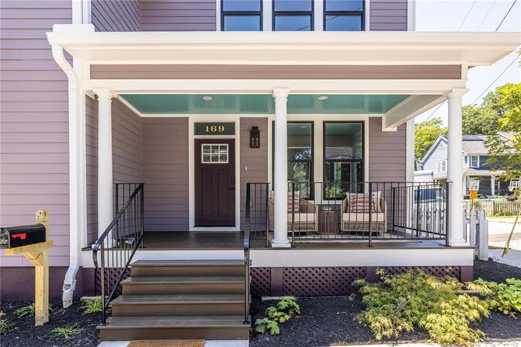 3 bedroom, 3 bathroom, 1,985 sq ft single family residence for sale at 169 Chester Ave, Atlanta, GA 30316 — photo 2