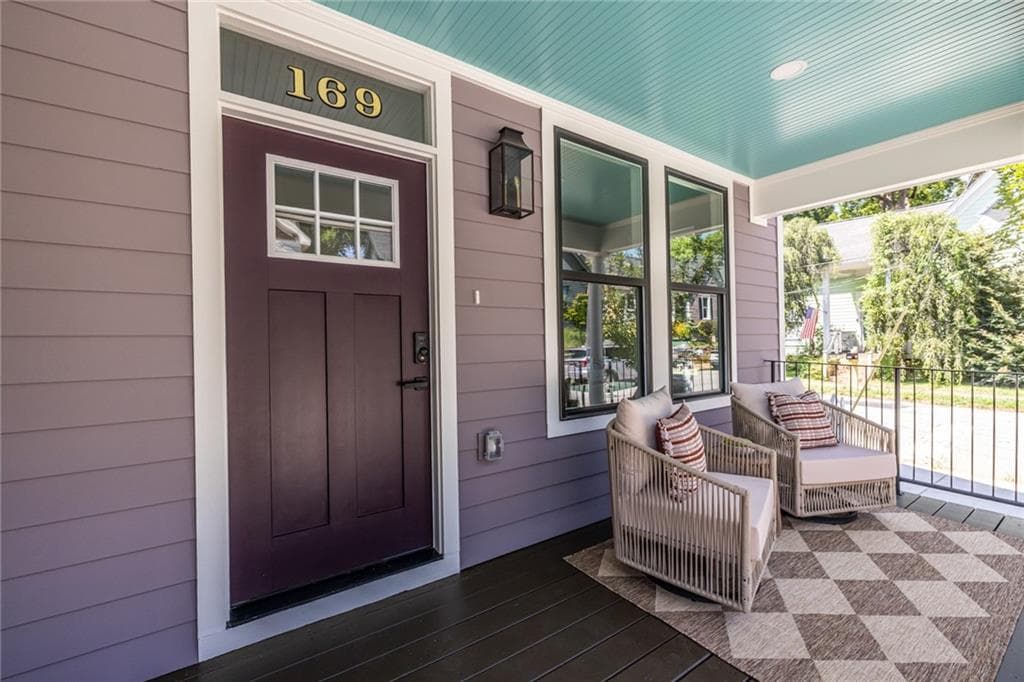3 bedroom, 3 bathroom, 1,985 sq ft single family residence for sale at 169 Chester Ave, Atlanta, GA 30316 — photo 3