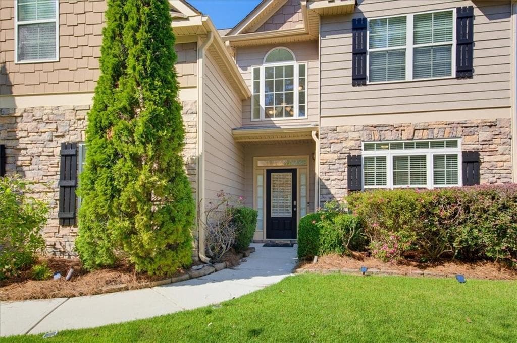 5 bedroom, 3 bathroom, 3,604 sq ft single family residence for sale at 5105 Olive Branch Circle, Powder Springs, GA 30127 — photo 4