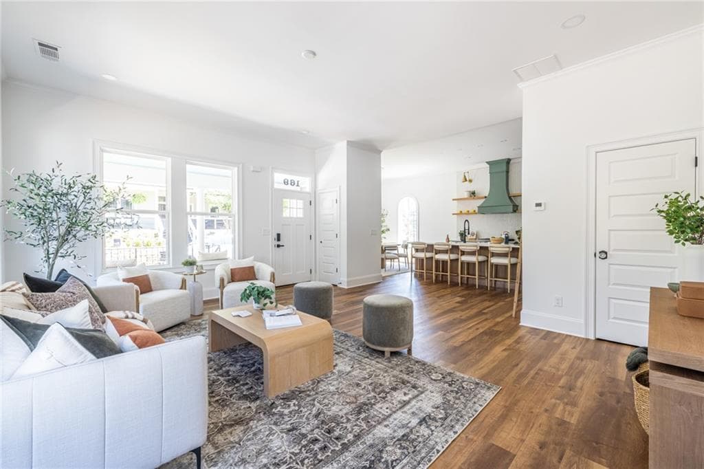 3 bedroom, 3 bathroom, 1,985 sq ft single family residence for sale at 169 Chester Ave, Atlanta, GA 30316 — photo 5