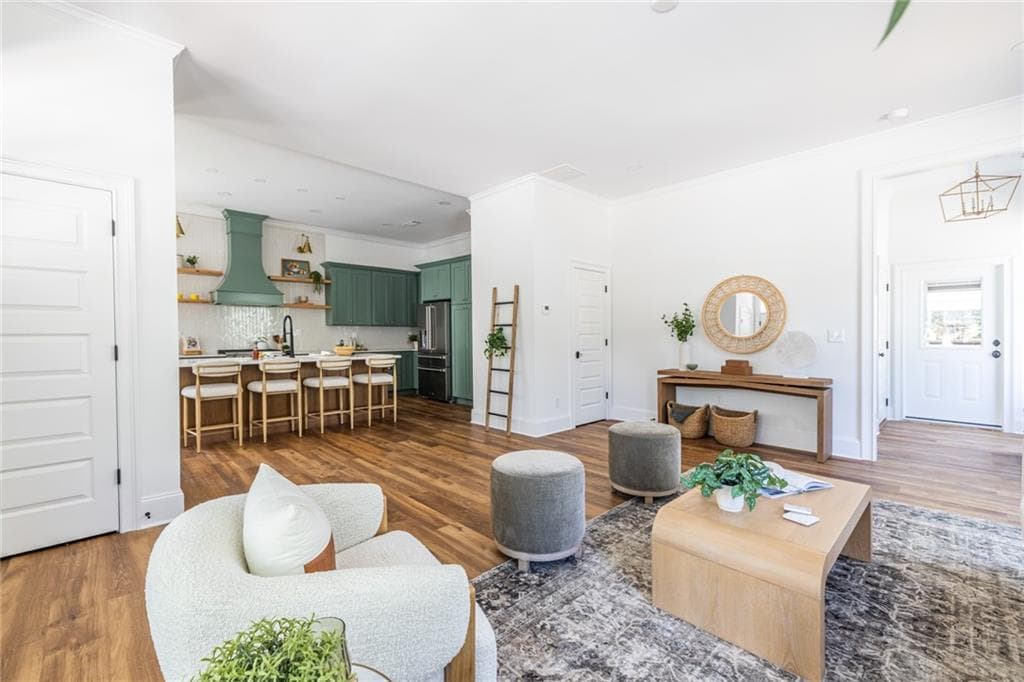 3 bedroom, 3 bathroom, 1,985 sq ft single family residence for sale at 169 Chester Ave, Atlanta, GA 30316 — photo 6