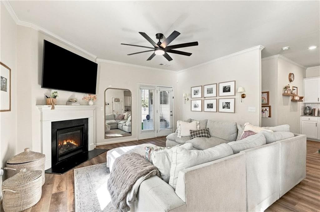 5 bedroom, 3 bathroom, 2,460 sq ft single family residence for sale at 5748 Screech Owl Drive, Flowery Branch, GA 30542 — photo 9