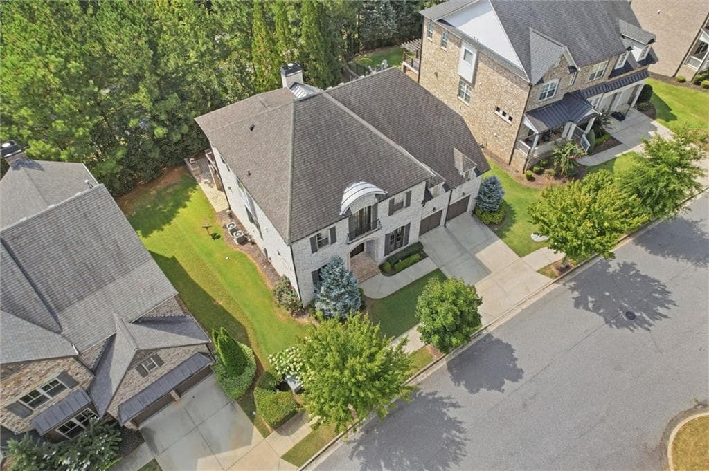 6 bedroom, 5 bathroom, 5,234 sq ft single family residence for rent at 808 Adler Court, Alpharetta, GA 30005 for $8,500 a month — photo 6