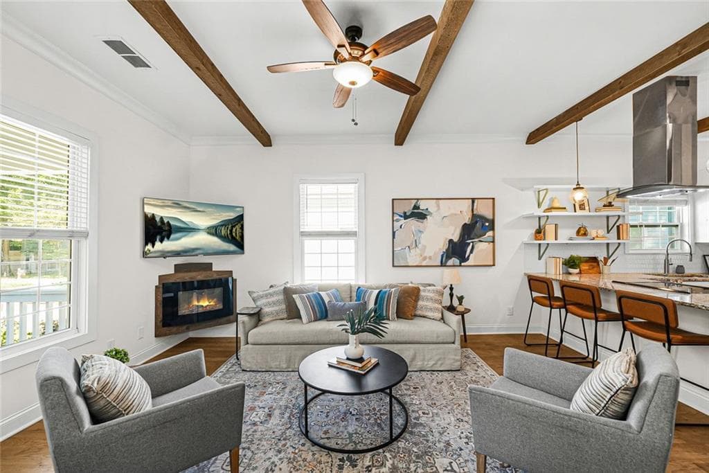 3 bedroom, 2 bathroom, 1,400 sq ft single family residence under contract at 1704 Evans Drive, Atlanta, GA 30310 — photo 6