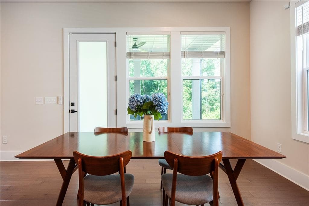 4 bedroom, 3 bathroom, 2,745 sq ft single family residence for sale at 1223 Westshore Drive, Cumming, GA 30041 — photo 8