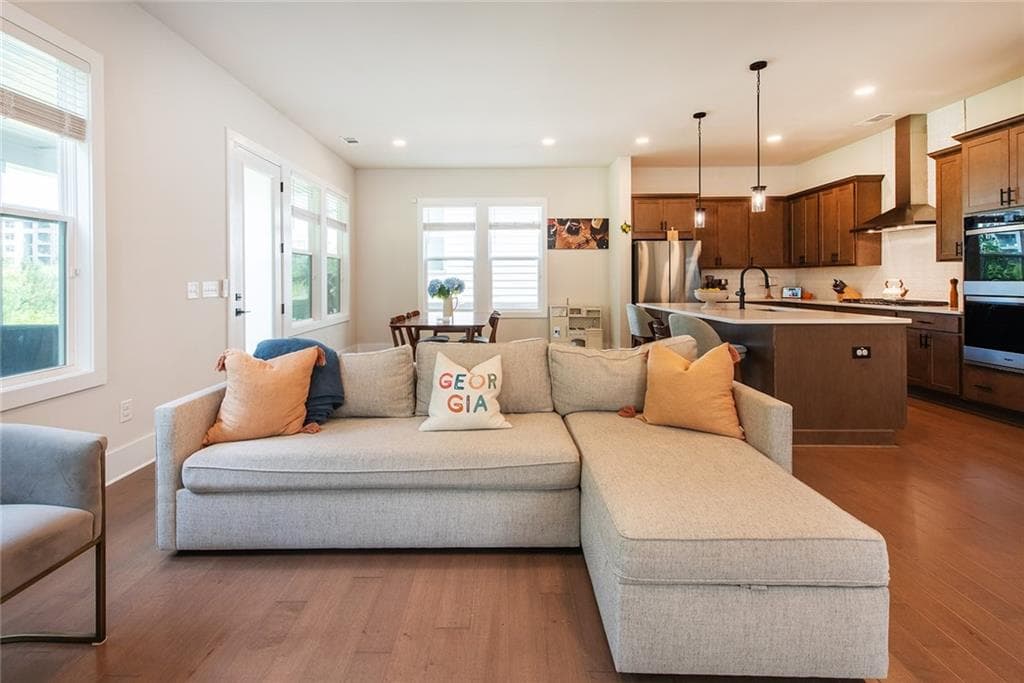 4 bedroom, 3 bathroom, 2,745 sq ft single family residence for sale at 1223 Westshore Drive, Cumming, GA 30041 — photo 10