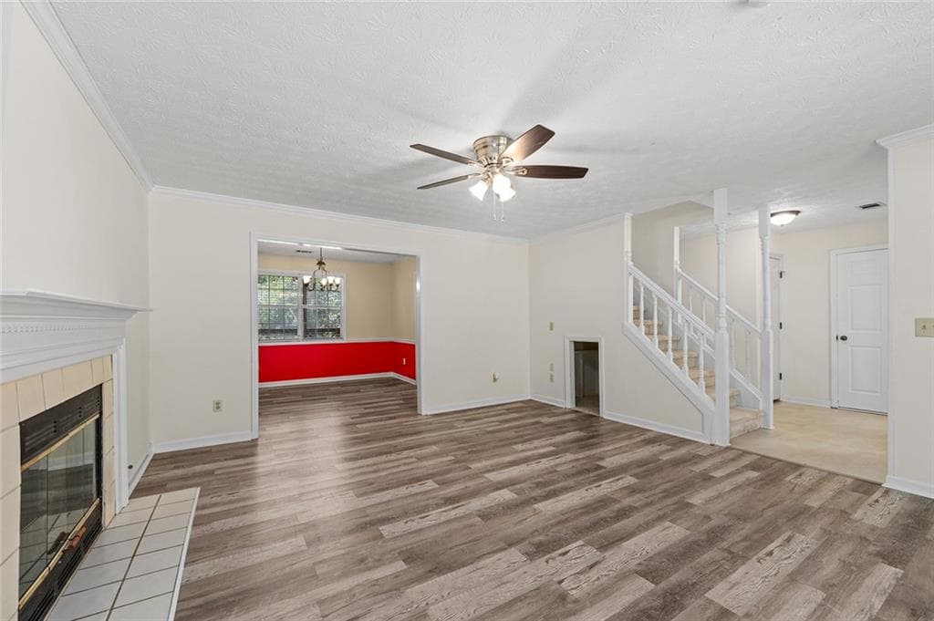 3 bedroom, 3 bathroom, 1,698 sq ft single family residence under contract at 445 Carriage Court, Johns Creek, GA 30022 — photo 4