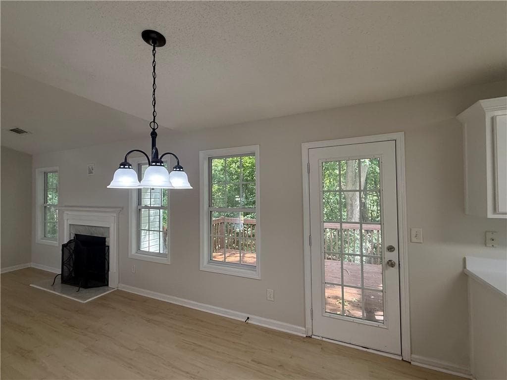4 bedroom, 3 bathroom, 1,886 sq ft single family residence for sale at 637 Skyland Drive, Winder, GA 30680 — photo 4