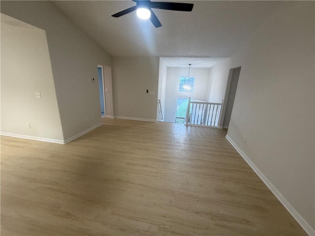 4 bedroom, 3 bathroom, 1,886 sq ft single family residence for sale at 637 Skyland Drive, Winder, GA 30680 — photo 6