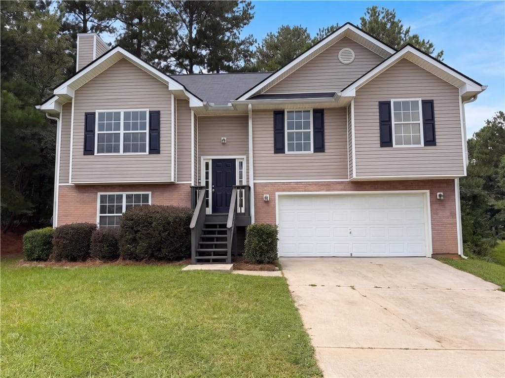 3 bedroom, 2 bathroom, 1,488 sq ft single family residence for sale at 3936 Kimberlyn Court, Rex, GA 30273