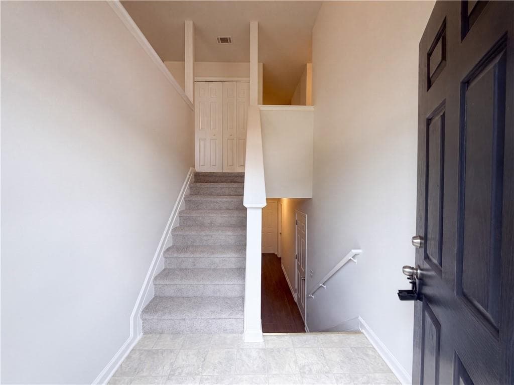 3 bedroom, 2 bathroom, 1,488 sq ft single family residence for sale at 3936 Kimberlyn Court, Rex, GA 30273 — photo 5