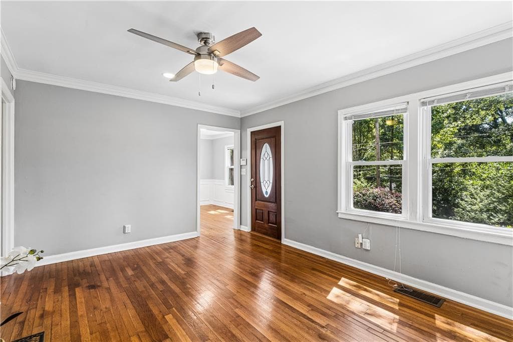 2 bedroom, 2 bathroom, 1,031 sq ft single family residence for sale at 2270 1st Avenue, Atlanta, GA 30317 — photo 5